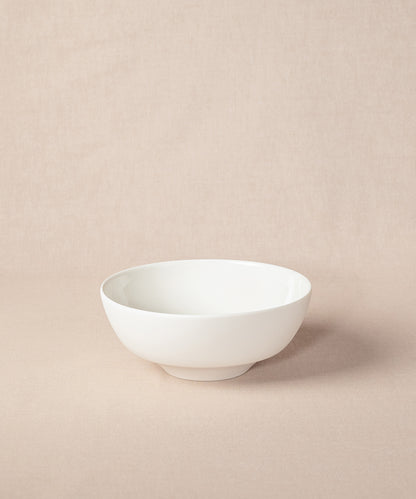 Die Verival Porridge Bowl von Kober aus nachhaltigem Porzellan ist die ideale Porridge-Schüssel. 